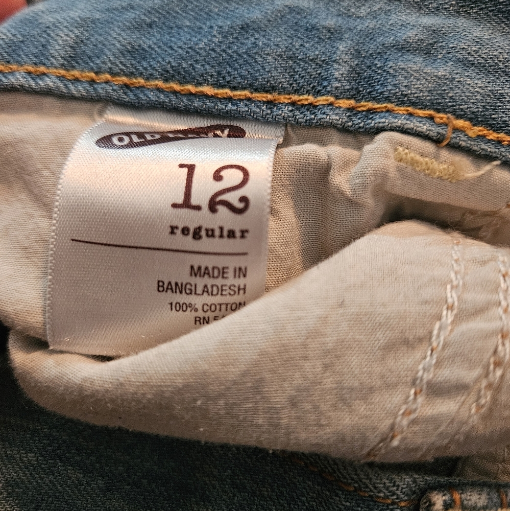 Old Navy Light Washed Rolled Hem Jeans Cropped Med Rise Size 12 - Picture 9 of 10